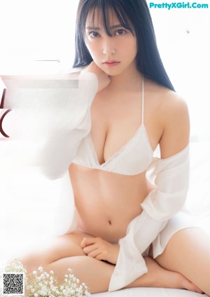 Miru Shiroma 白間美瑠, Big Comic Spirits 2021 No.28 (ビッグコミックスピリッツ 2021年28号)