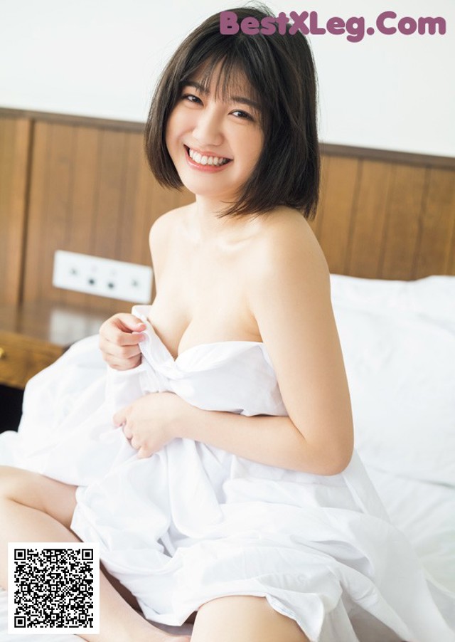 Karen Izumi 和泉芳怜, Young Magazine 2022 No.46 (ヤングマガジン 2022年46号) No.fd8a82